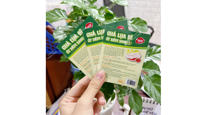 Decal chả lụa