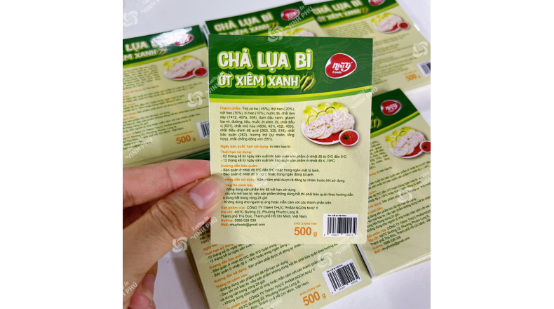Decal chả lụa
